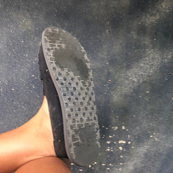 Black Sanuks - Picture 4 of 4